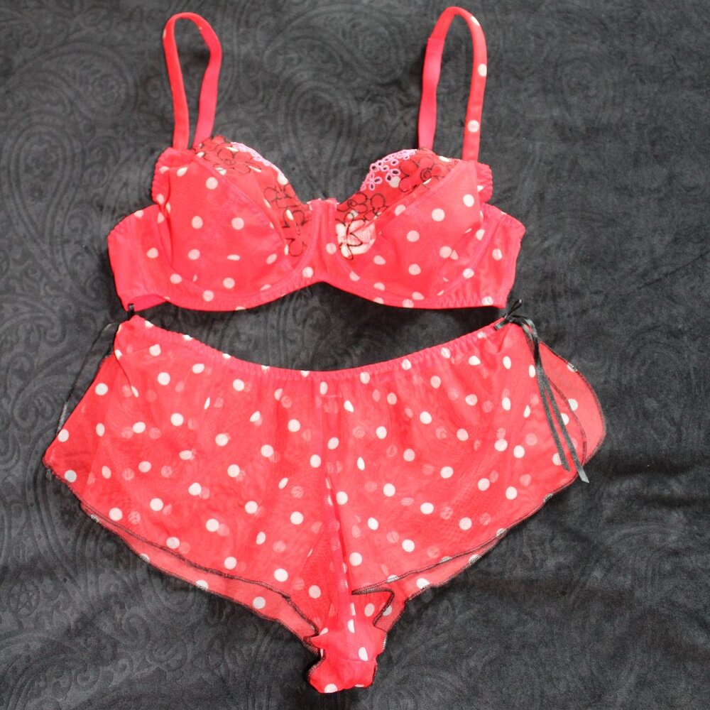 Young Attitude *CUTE* Bra & Tap Panty Set